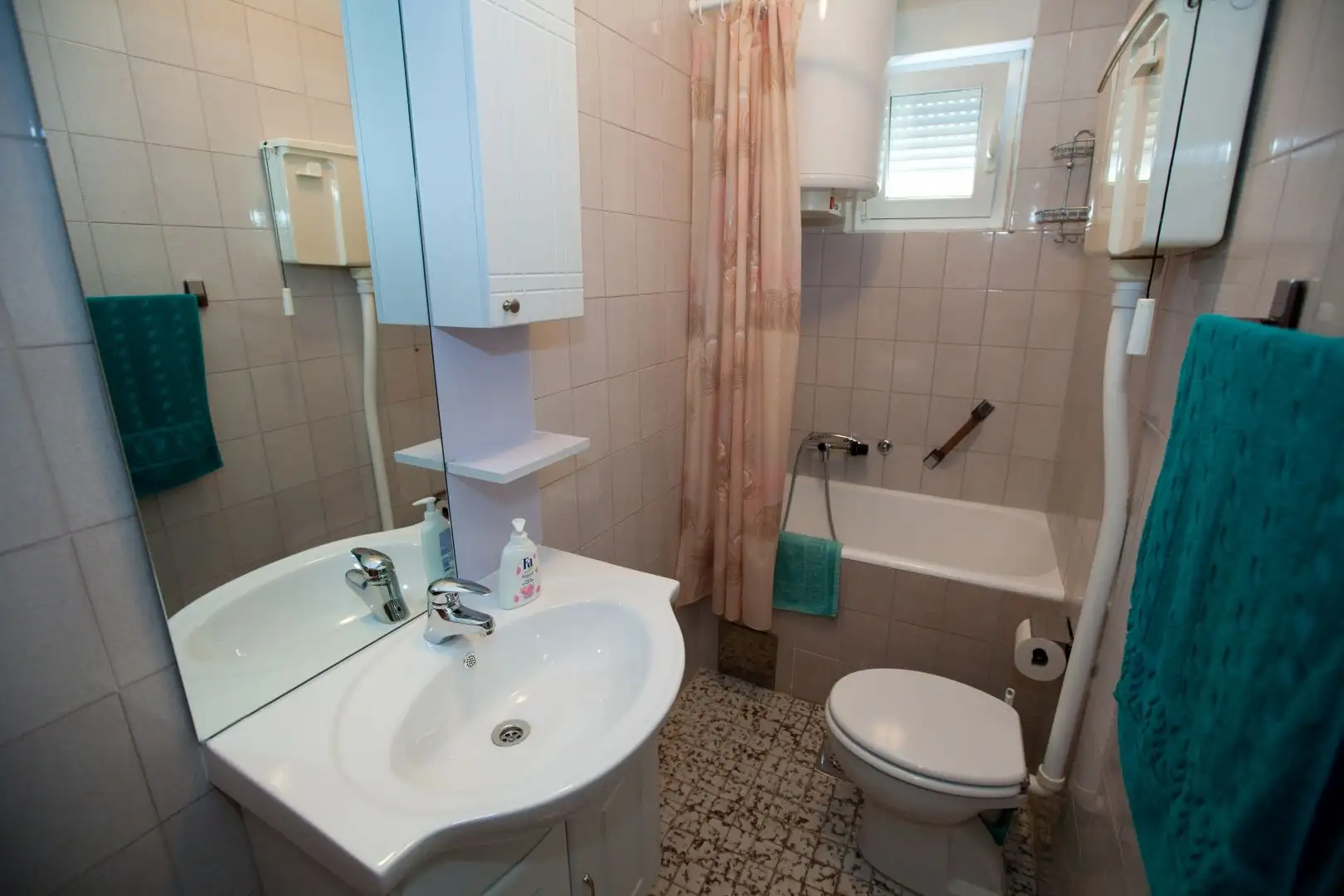 Отель, гостиница 428м² в Хорватии, Цриквеница. Стоимостью 600000€ аренда фото-16