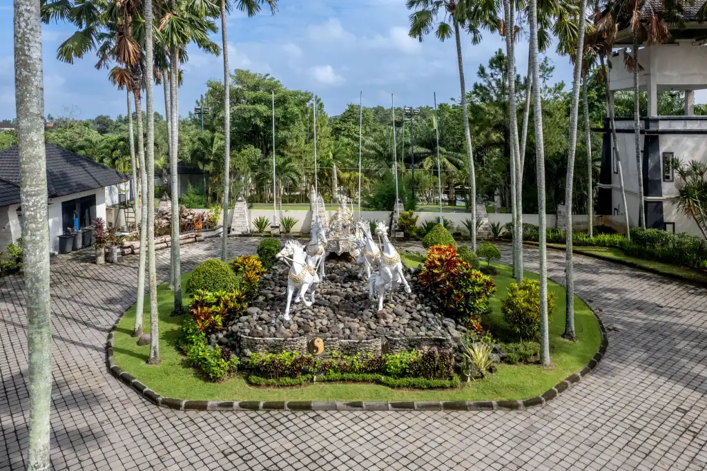 Другие объекты 2288м² в Индонезии, Табанан. Стоимостью 4207000$ аренда фото-1