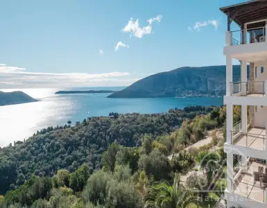 Купить пентхаус в Черногории 340000€