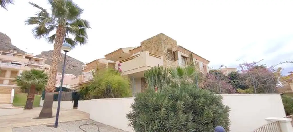 Квартира 70м² в Испании, Бенидорм. Стоимостью 225000€ аренда фото-1