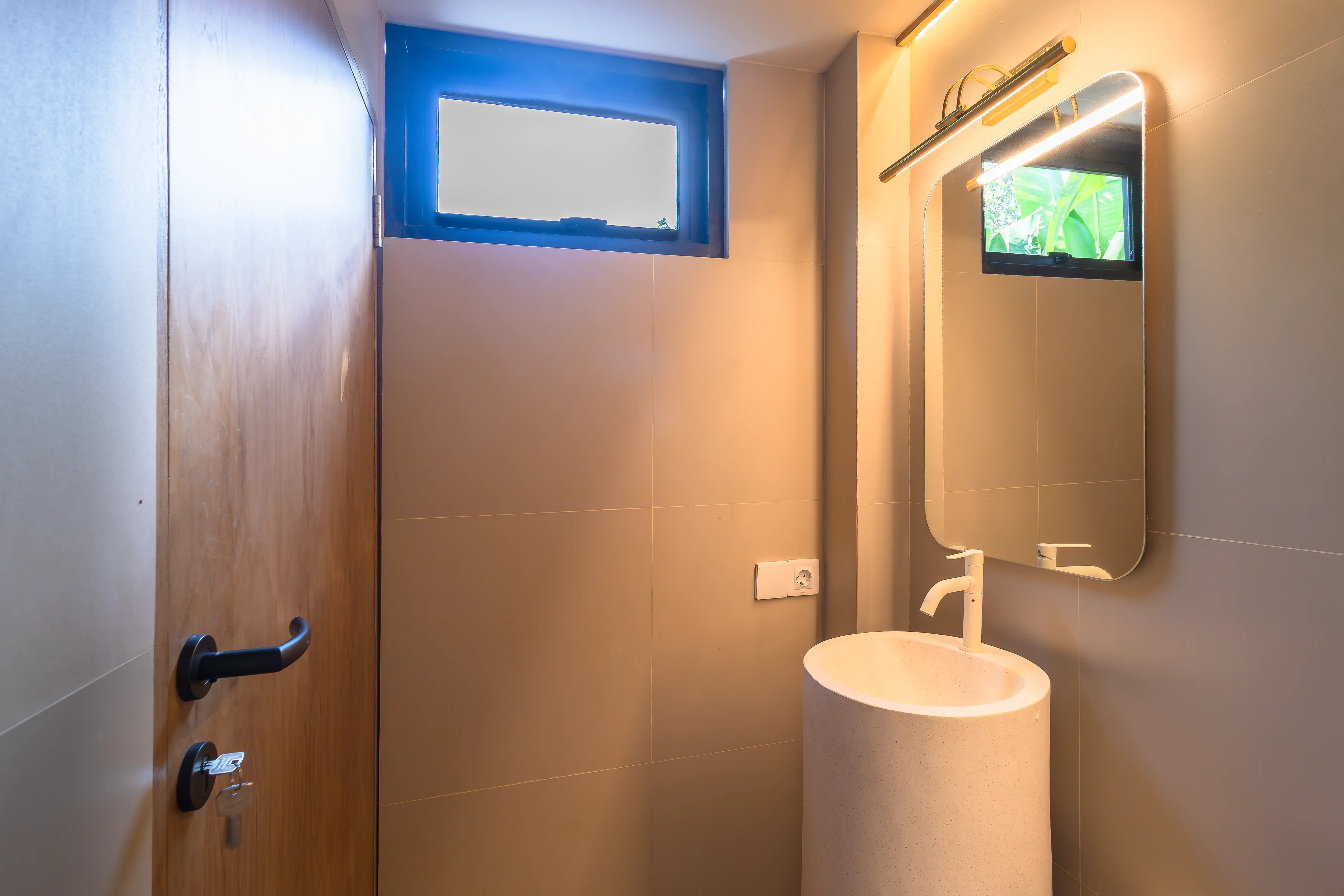 Другие объекты 712м² в Индонезии, Кангу. Стоимостью 1300000$ аренда фото-16