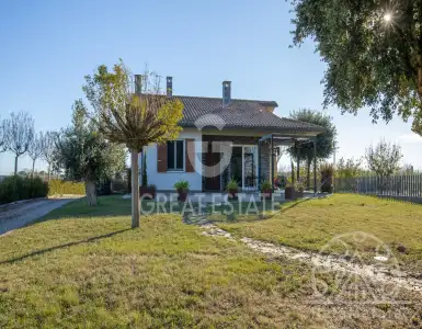 Купить виллу в Италии 350000€