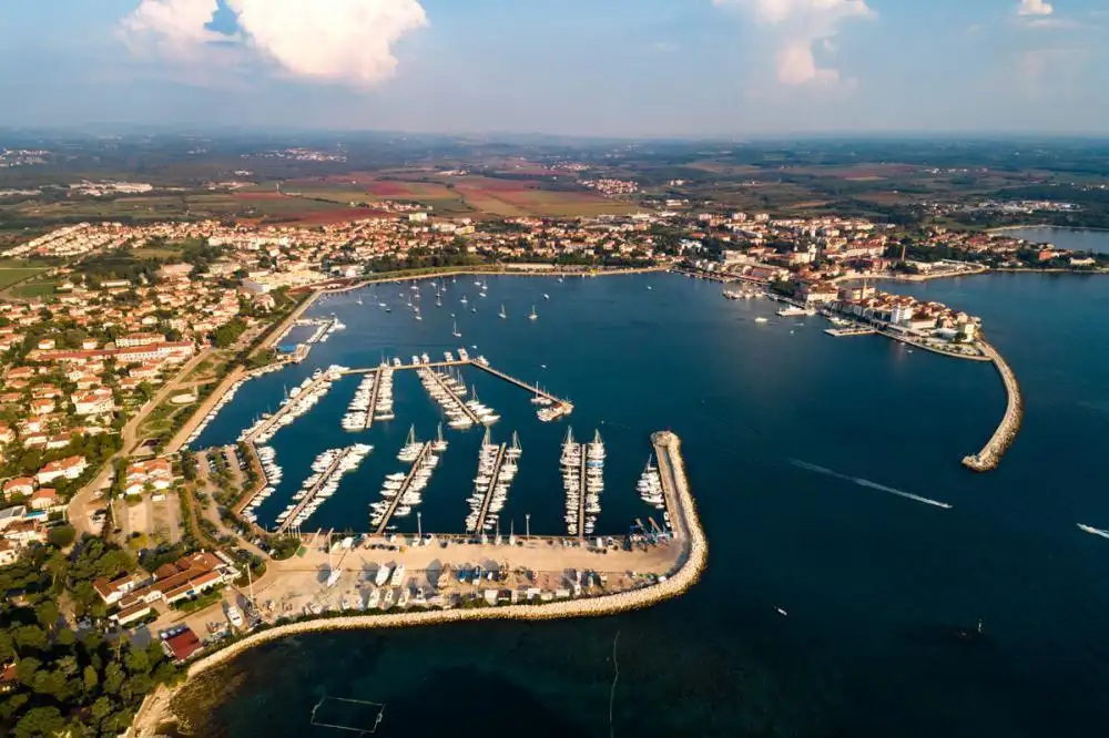 Вилла 243м² в Хорватии, Умаг. Стоимостью 1500000€ аренда фото-21