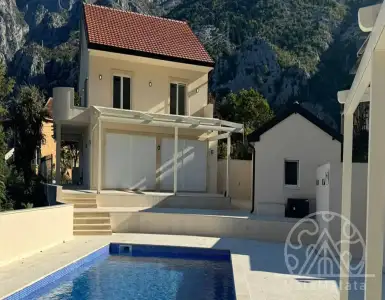 Купить дом в Черногории 1595000€