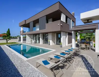 Купить виллу в Хорватии 1460000€