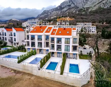 Купить таунхаус в Черногории 675000€