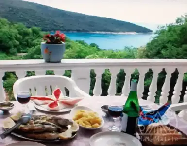 Купить отель, гостиницу в Черногории 285000€