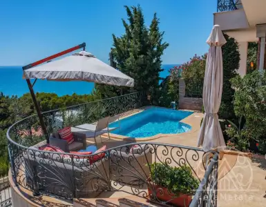 Купить дом в Черногории 550000€