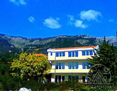 Купить отель, гостиницу в Черногории 1500000€