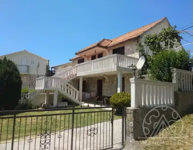 Купить дом в Черногории 650000€