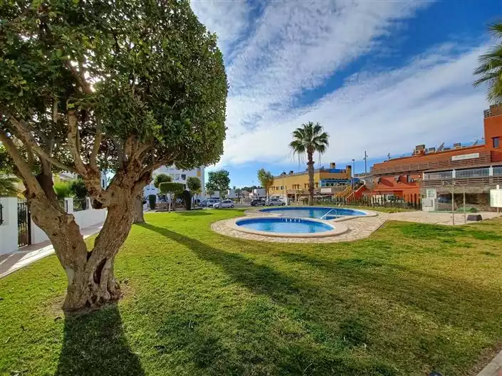 Квартира 97м² в Испании, Ориуэла Коста. Стоимостью 124950€ аренда фото-2