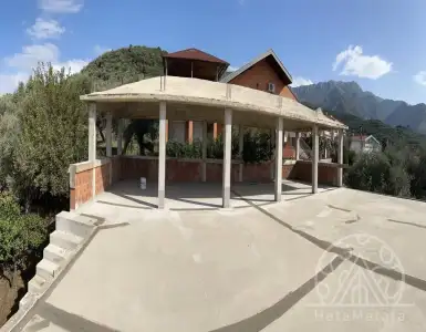 Купить дом в Черногории 176930€