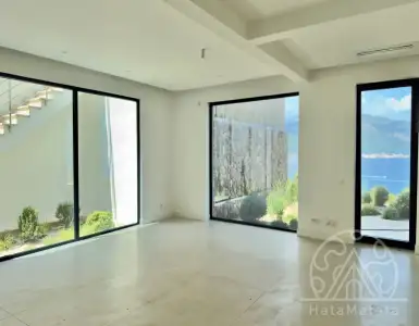 Купить виллу в Черногории 1300000€