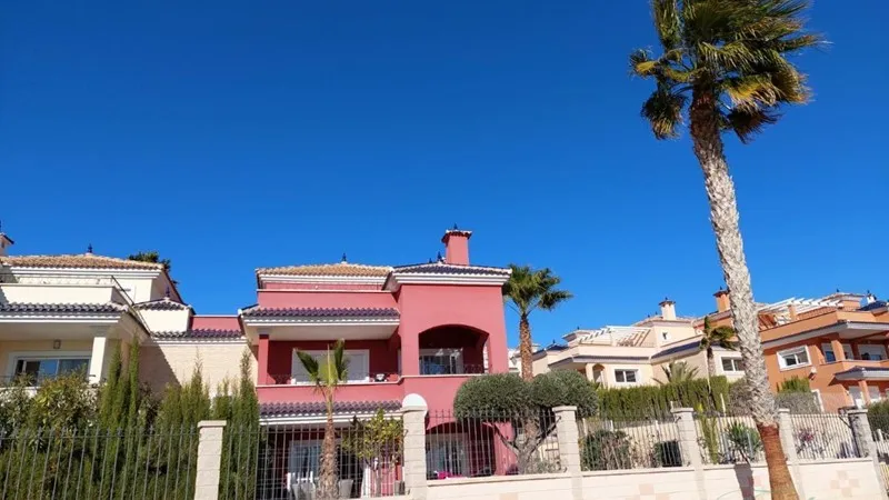Квартира 140м² в Испании, Мурсия. Стоимостью 173657£ аренда фото-5