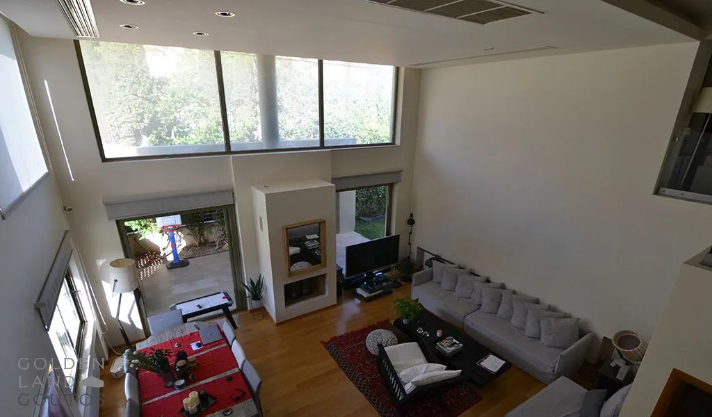 Дом 210м² в Италии, Кьявари. Стоимостью 850000€ аренда фото-3