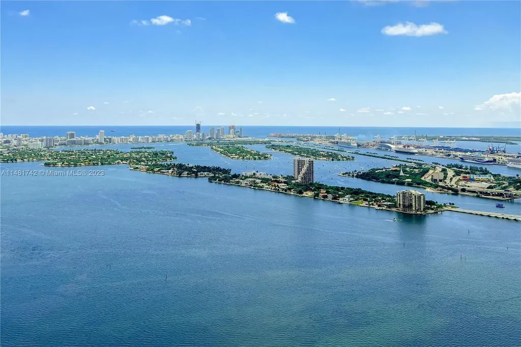 Квартира 177м² в США, Майами. Стоимостью 2593900€ аренда фото-1