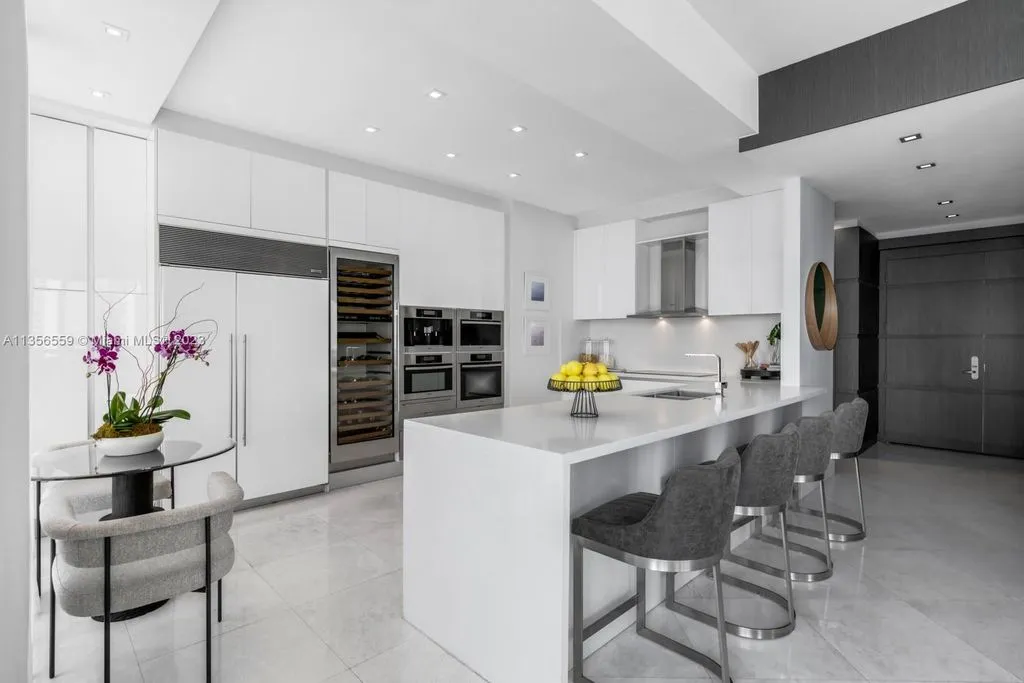 Квартира 259м² в США, Майами. Стоимостью 3668900€ аренда фото-18