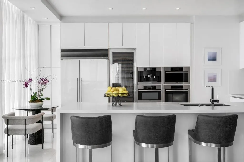 Квартира 259м² в США, Майами. Стоимостью 3668900€ аренда фото-28