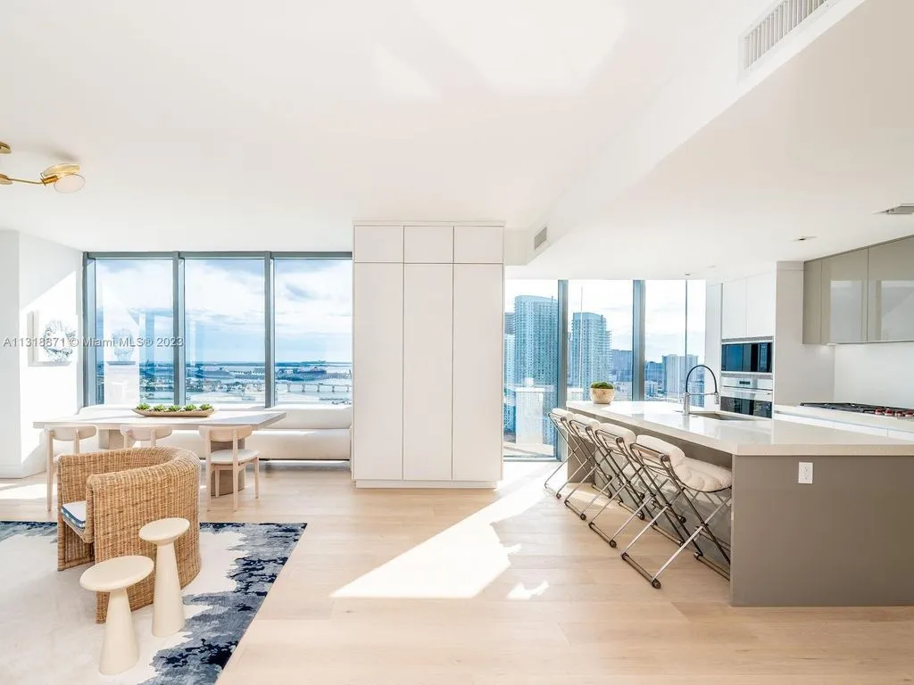 Квартира 259м² в США, Майами. Стоимостью 3668900€ аренда фото-29