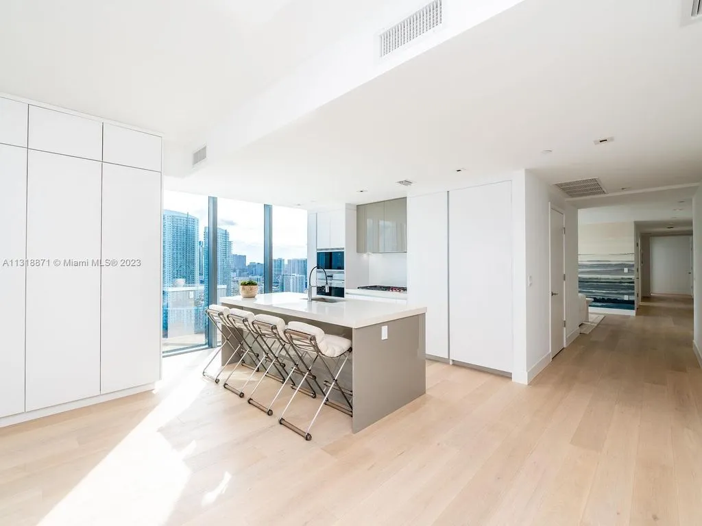 Квартира 259м² в США, Майами. Стоимостью 3668900€ аренда фото-34