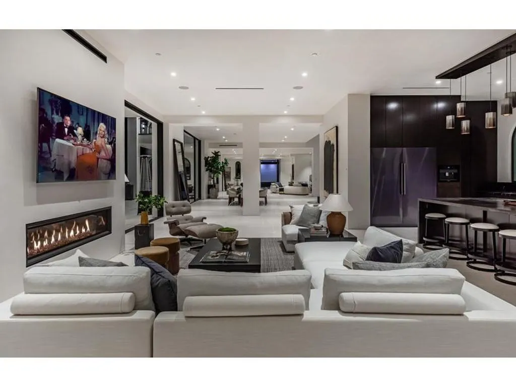 Дом 3809м² в США, Лос-Анджелес. Стоимостью 55734400€ аренда фото-2