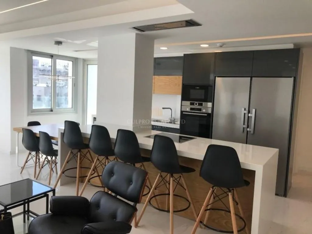 Квартира 197м² в Кипре, Лимасол. Стоимостью 5000€ аренда фото-1