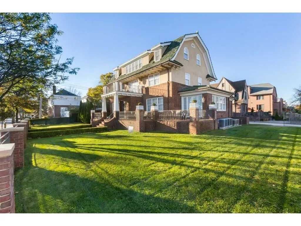 Дом 547м² в США, Бруклин. Стоимостью 3784000€ аренда фото-3