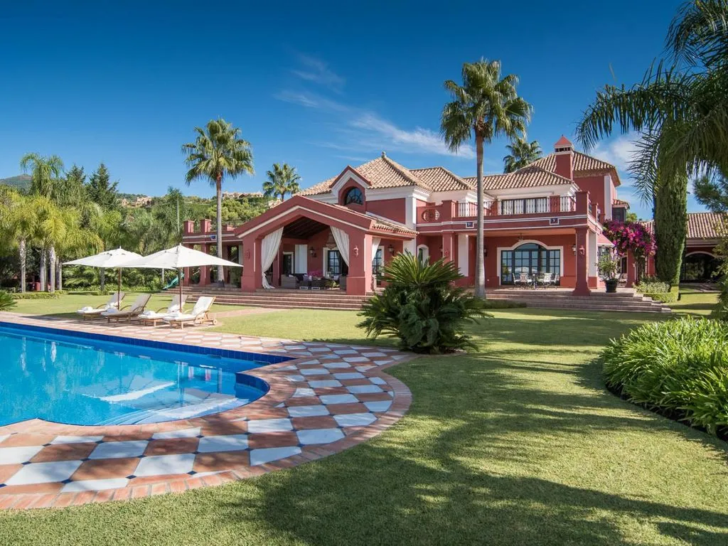 Вилла 1000м² в Испании, Бенаавис. Стоимостью 15050€ аренда фото-3