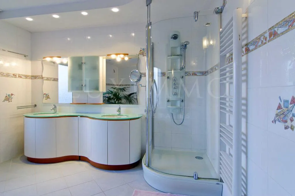 Таунхаус 910м² в Болгарии, Варна. Стоимостью 799000€ аренда фото-6