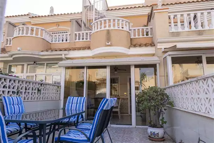 Таунхаус 1м² в Испании, Сьюдад-Кесада. Стоимостью 119950€ аренда фото-2