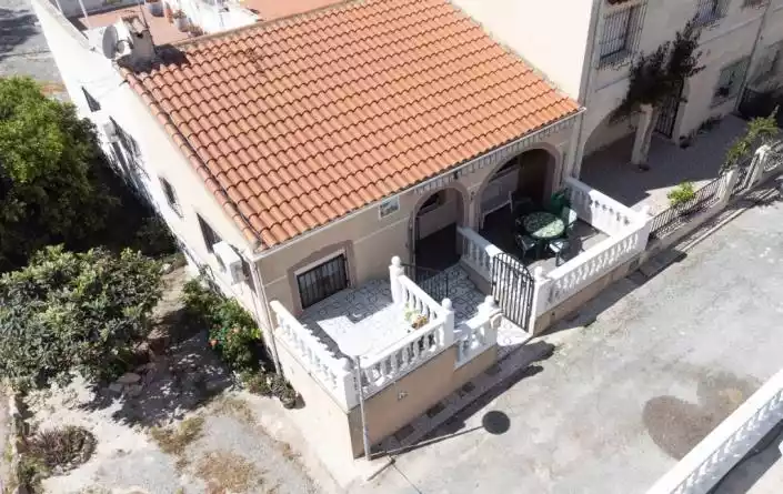 Таунхаус 43м² в Испании, Ла Марина. Стоимостью 74000€ аренда фото-1
