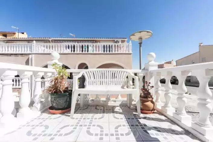 Таунхаус 43м² в Испании, Ла Марина. Стоимостью 74000€ аренда фото-14