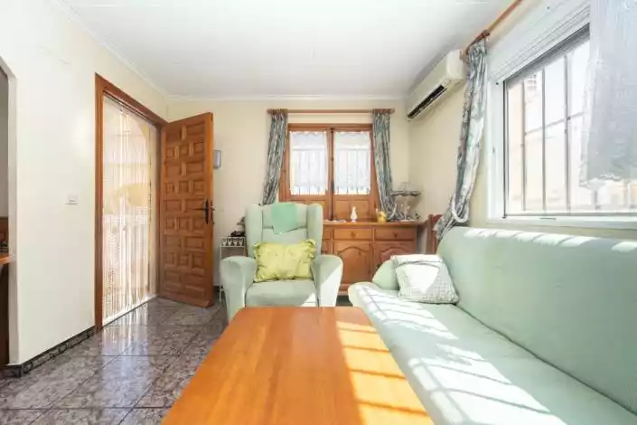 Таунхаус 43м² в Испании, Ла Марина. Стоимостью 74000€ аренда фото-4