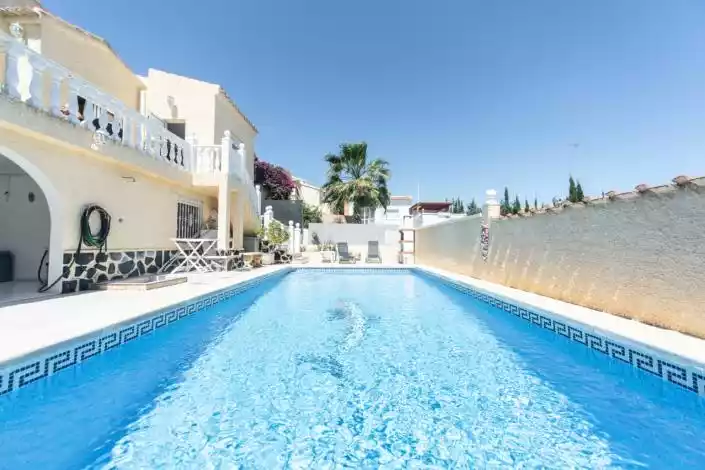 Дом 238м² в Испании, Ла Марина. Стоимостью 179000€ аренда фото-1