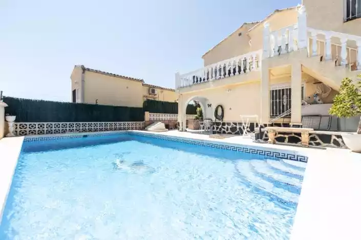 Дом 238м² в Испании, Ла Марина. Стоимостью 179000€ аренда фото-29