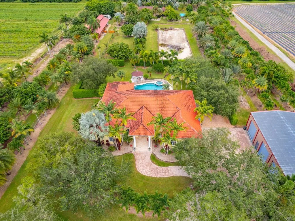 Дом 773м² в США, Майами. Стоимостью 2786400€ аренда фото-2