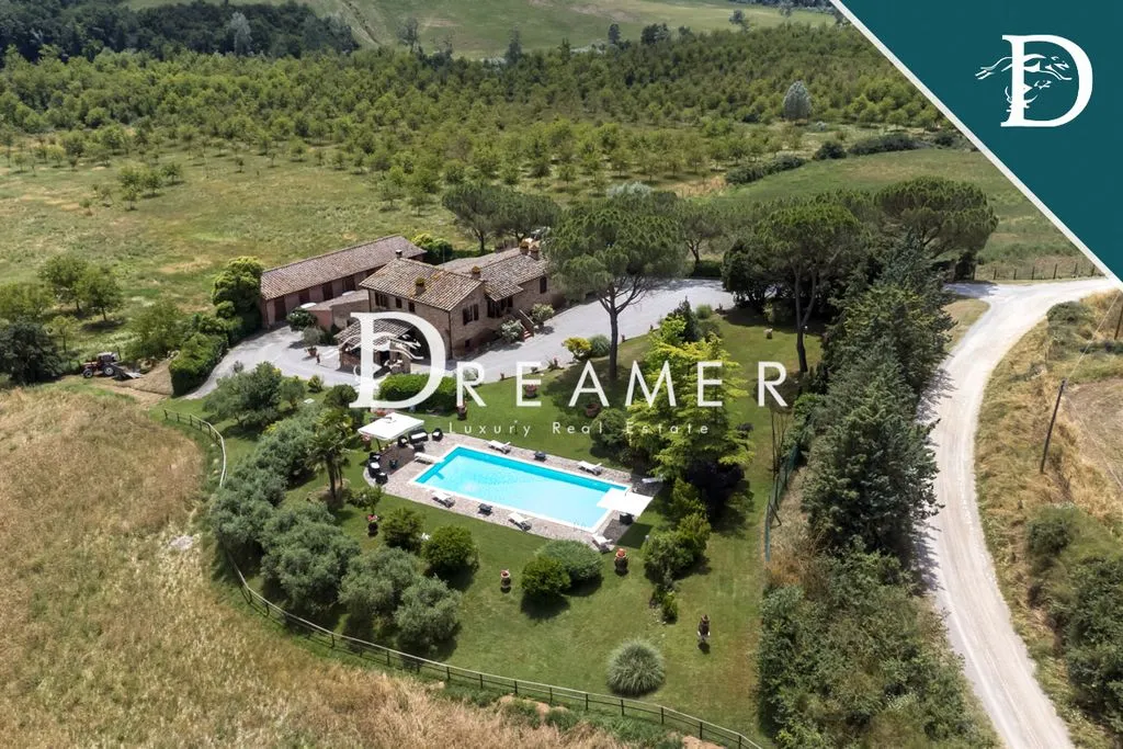 Вилла 300м² в Италии, Сиена. Стоимостью 1600000€ аренда фото-3