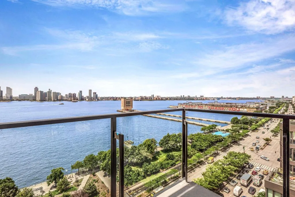 Дом 302м² в США, Нью-Йорк. Стоимостью 33720€ аренда фото-17