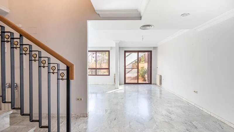 Дуплекс 246м² в Испании, Гранада. Стоимостью 564379£ аренда фото-1