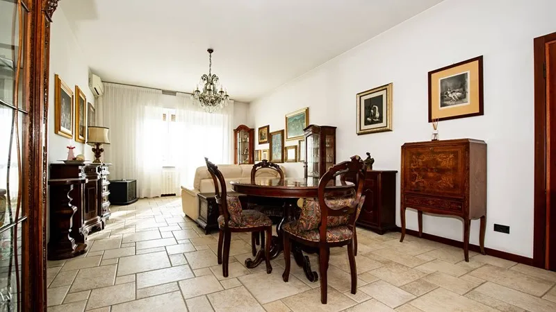 Квартира 101м² в Италии, Бергамо. Стоимостью 182338£ аренда фото-4