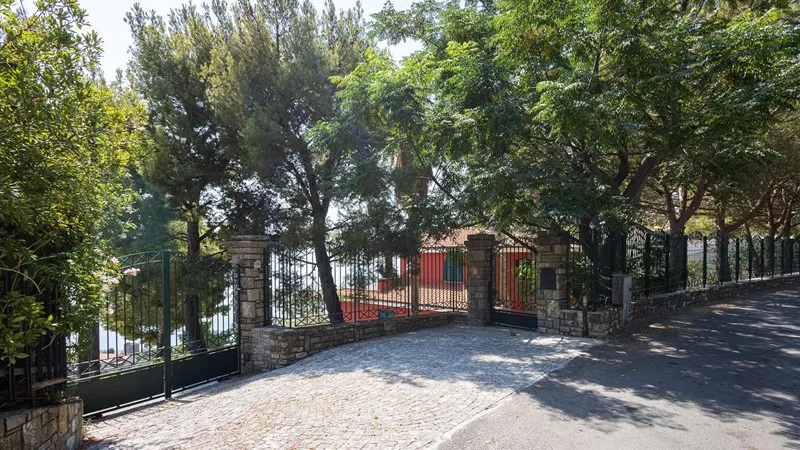 Вилла 300м² в Италии, Оспедалетти. Стоимостью 1735318£ аренда фото-2