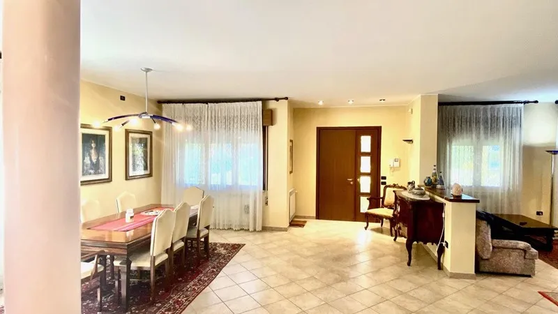 Вилла 100м² в Италии, Ровиго. Стоимостью 407550£ аренда фото-3