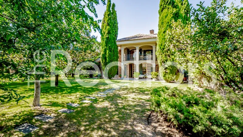 Дом 801м² в Испании, Мадрид. Стоимостью 2341243£ аренда фото-1