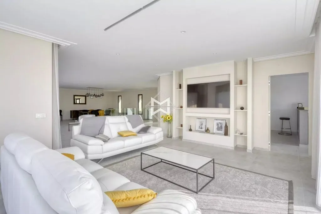 Вилла 353м² в Франции, Гримо. Стоимостью 5450000€ аренда фото-2
