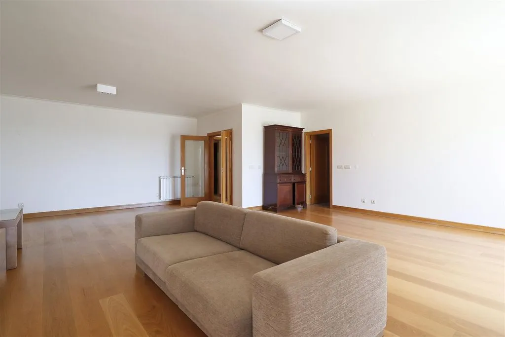 Квартира 200м² в Португалии, Кашкайш. Стоимостью 4200€ аренда фото-4