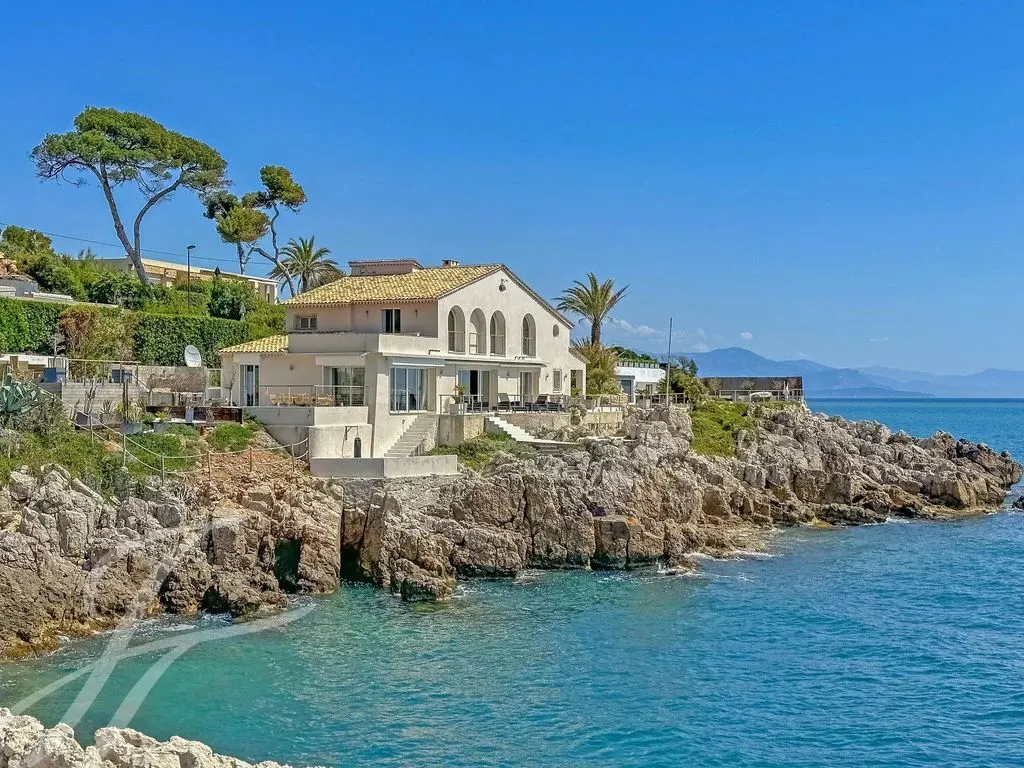 Вилла 223м² в Франции, Антибы. Стоимостью 3490000€ аренда фото-3