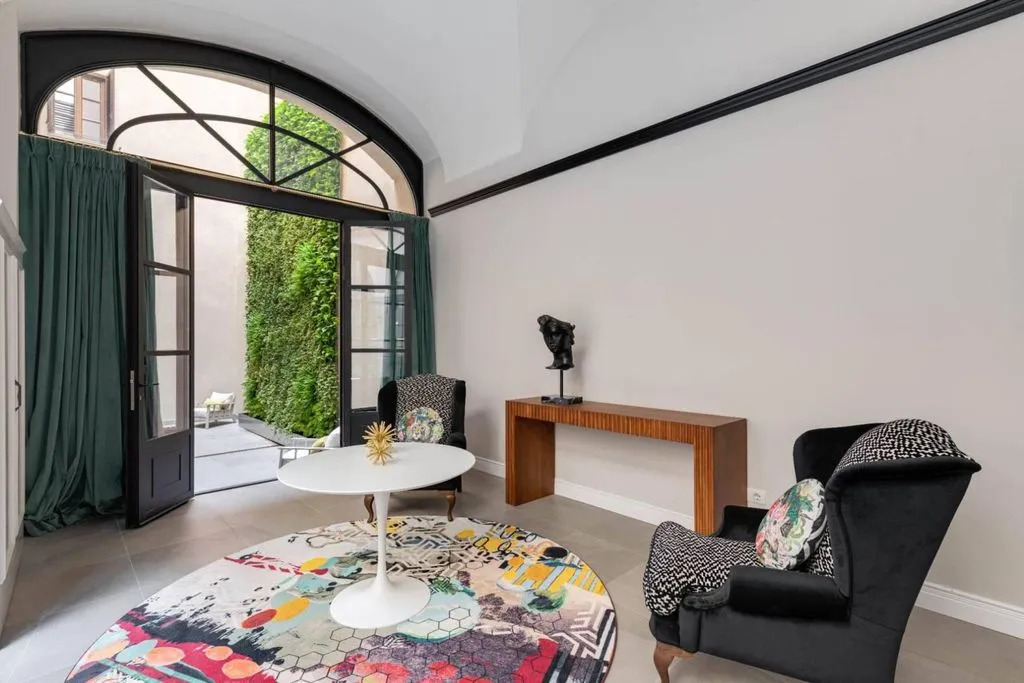 Квартира 239м² в Италии, Флоренция. Стоимостью 14000€ аренда фото-1