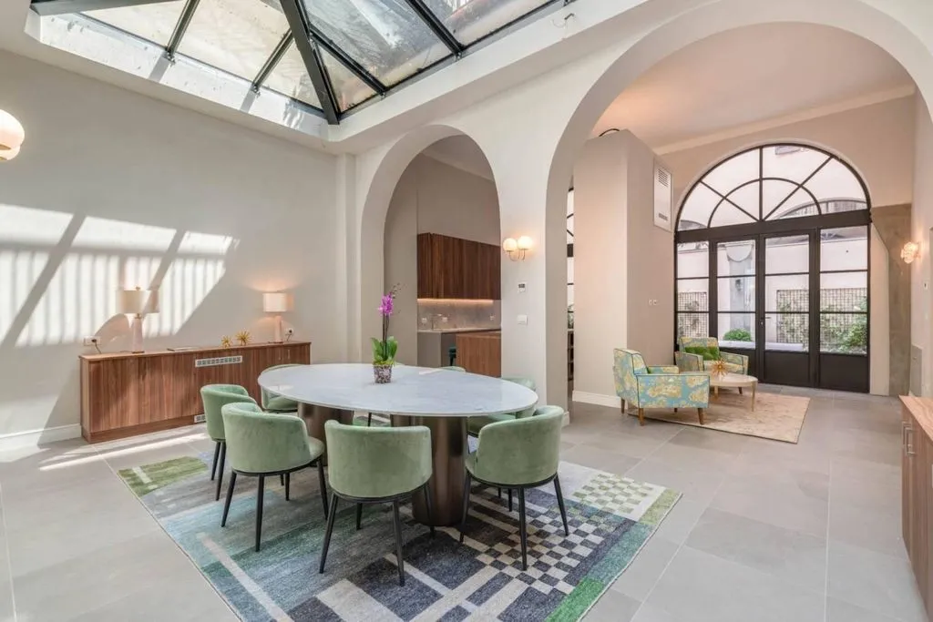 Квартира 239м² в Италии, Флоренция. Стоимостью 14000€ аренда фото-3
