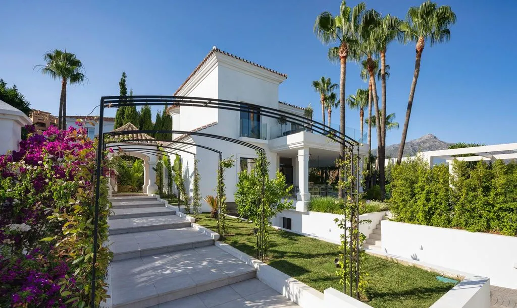 Вилла 618м² в Испании, Марбелья. Стоимостью 4895000€ аренда фото-4