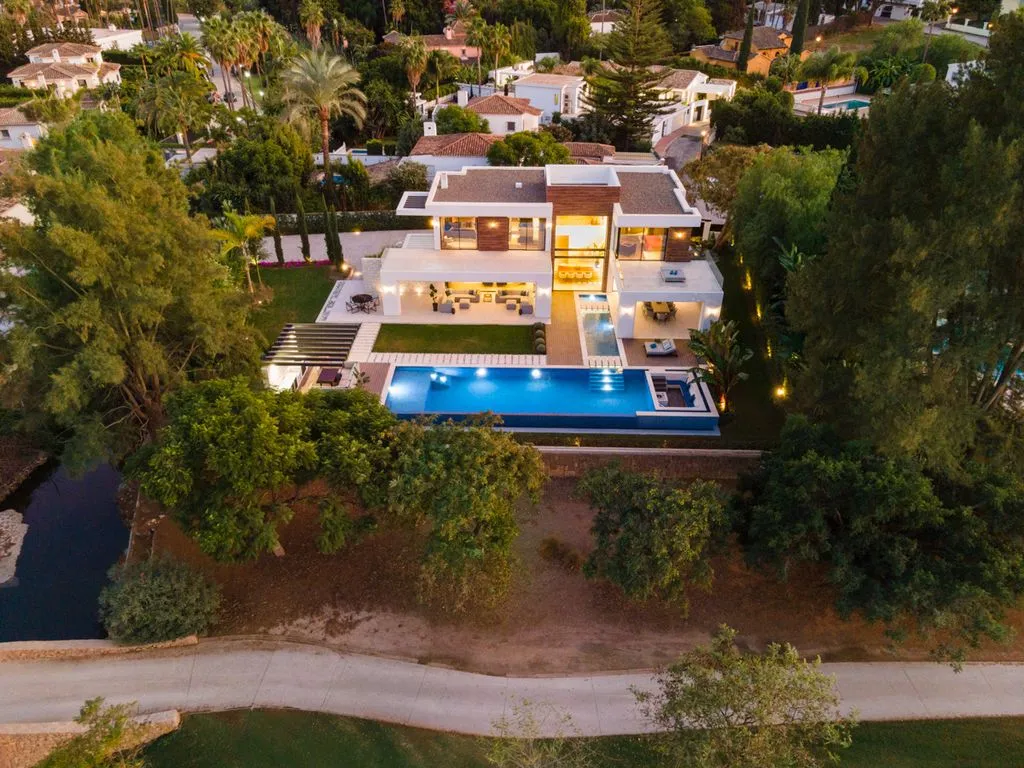 Вилла 906м² в Испании, Марбелья. Стоимостью 3895000€ аренда фото-35